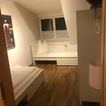 Monteur-pension W8 *