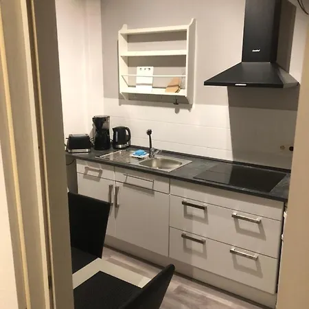 Monteur-pension W8 Apartment