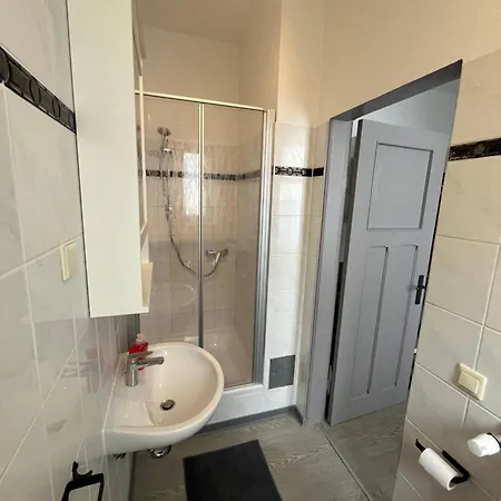 شقة Monteur-pension W8 *