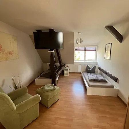 Apartment Monteur-pension W8 *