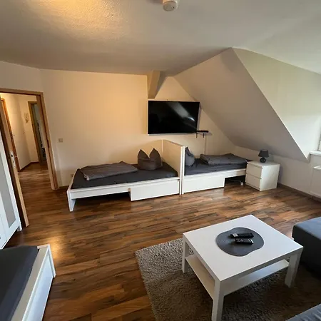Apartment Monteur-pension W8 *