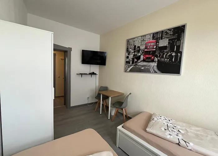 Monteur-pension W8 *