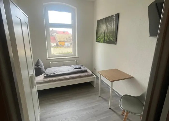 Monteur-pension W8 *