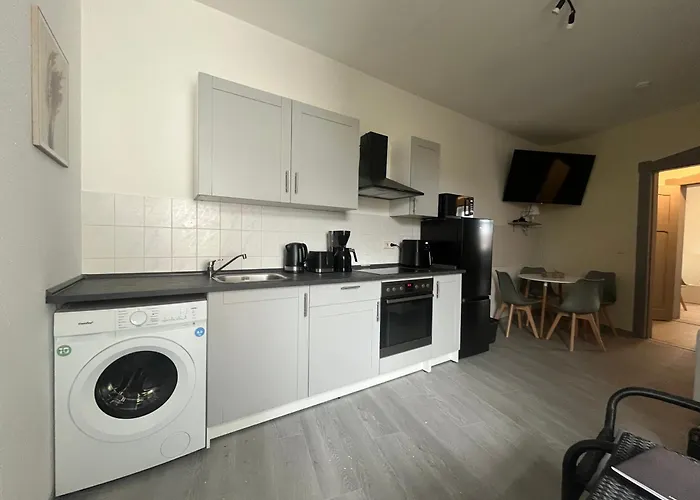 Monteur-pension W8 *